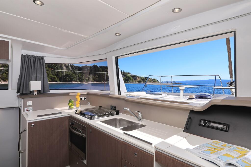 Catamaran 