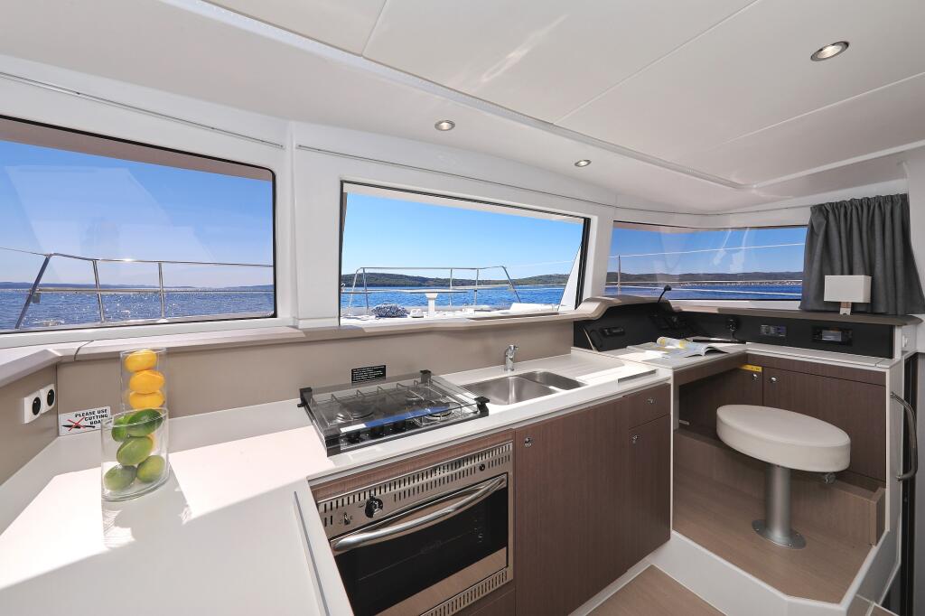 Catamaran 