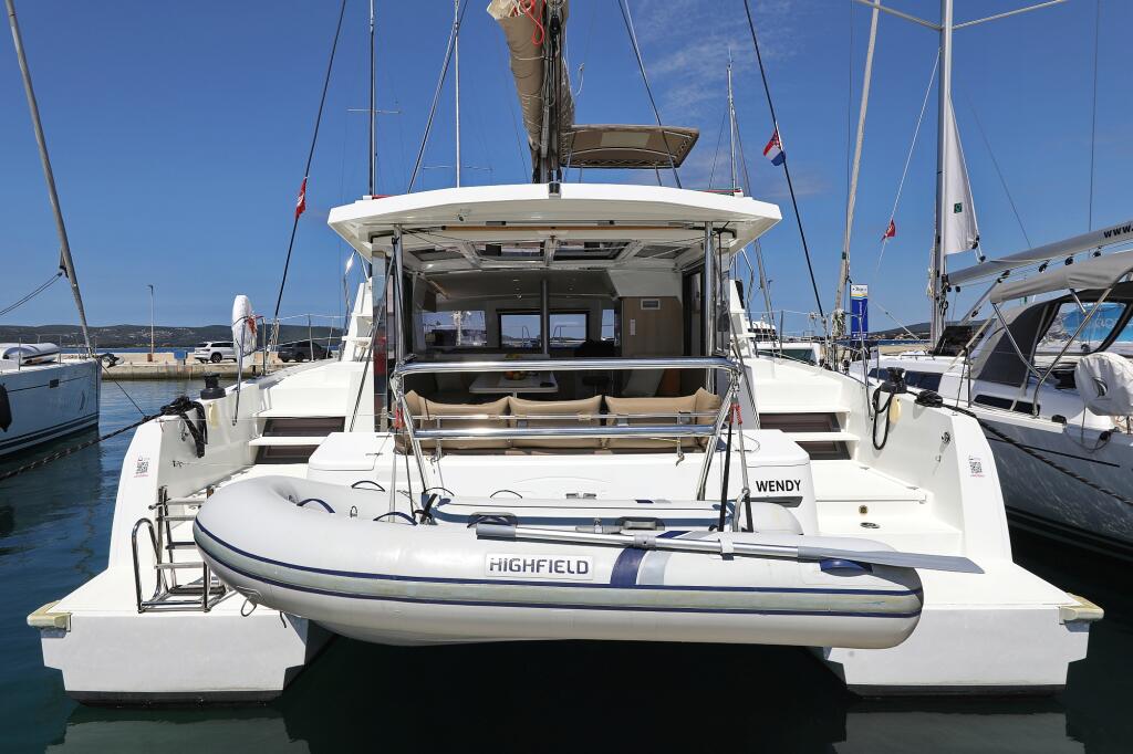 Catamaran 