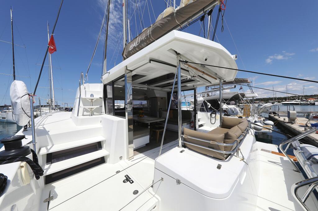 Catamaran 