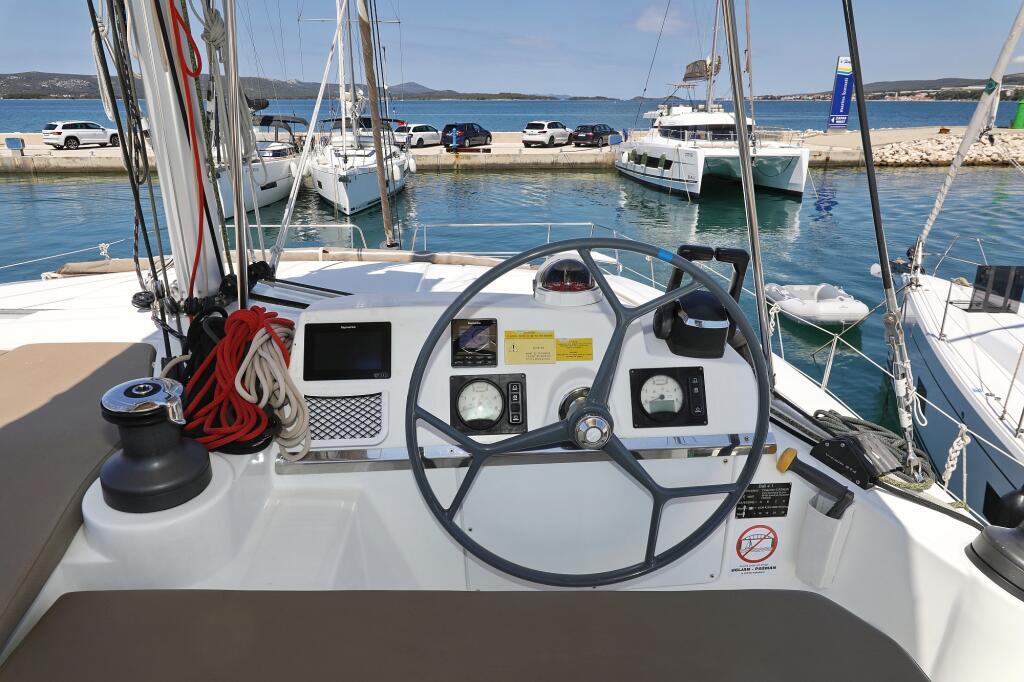 Catamaran 