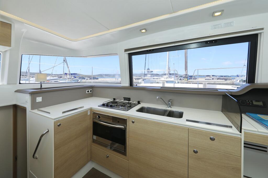 Catamaran 