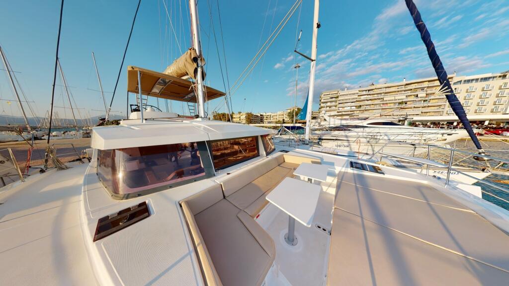 Catamaran 