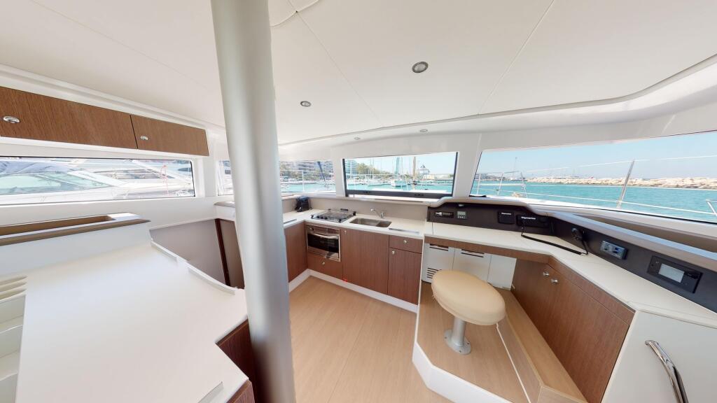 Catamaran 