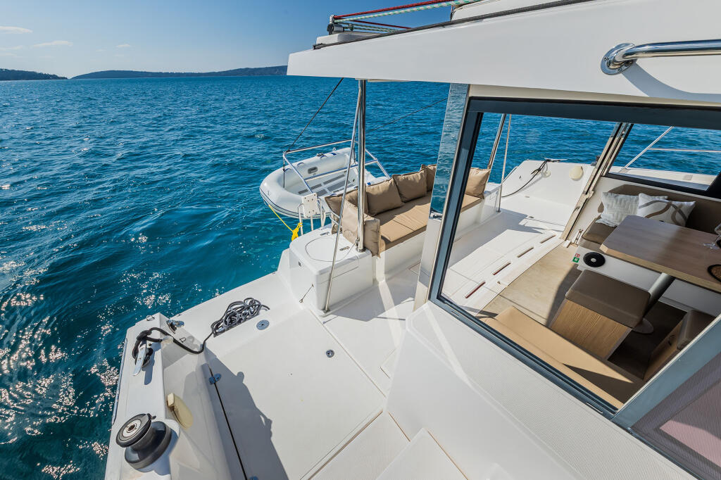 Catamaran 