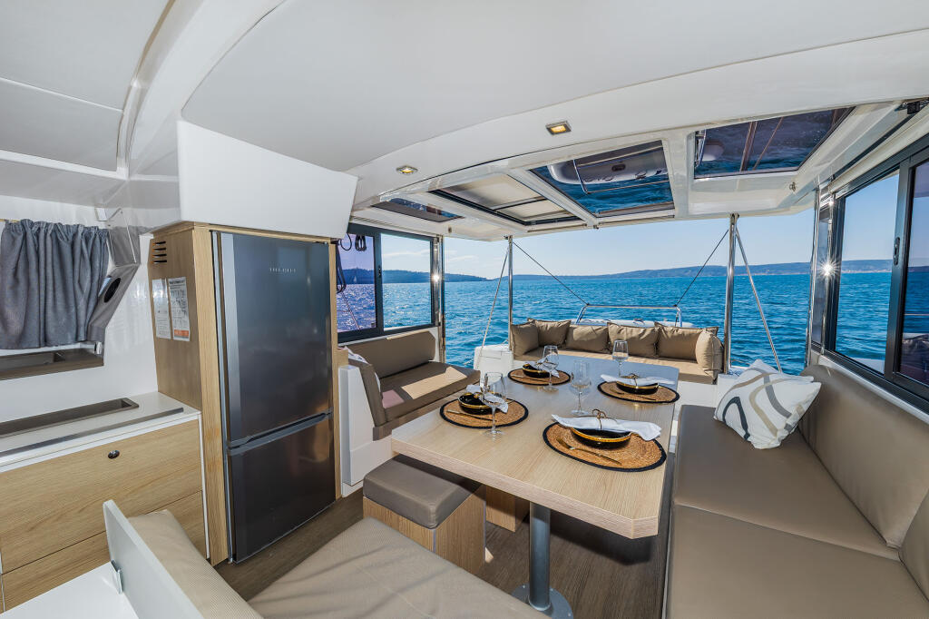 Catamaran 