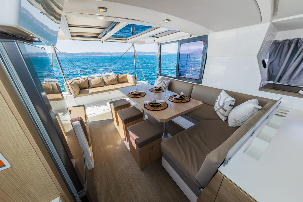 Catamaran 