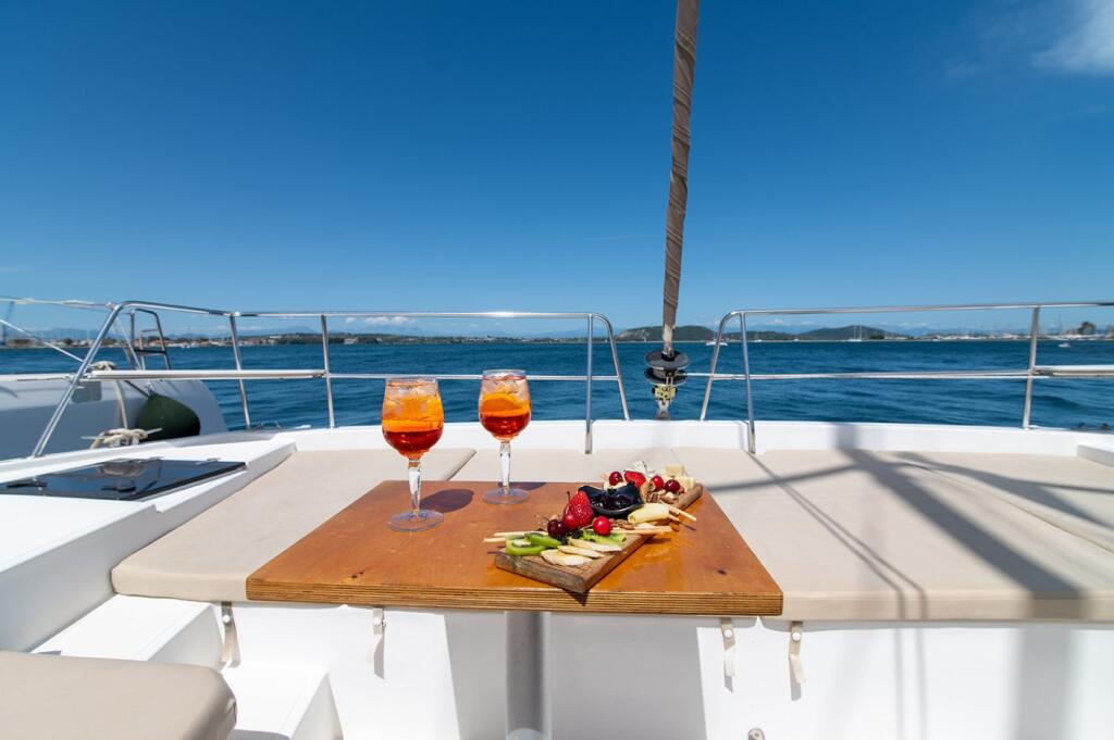 Catamaran 