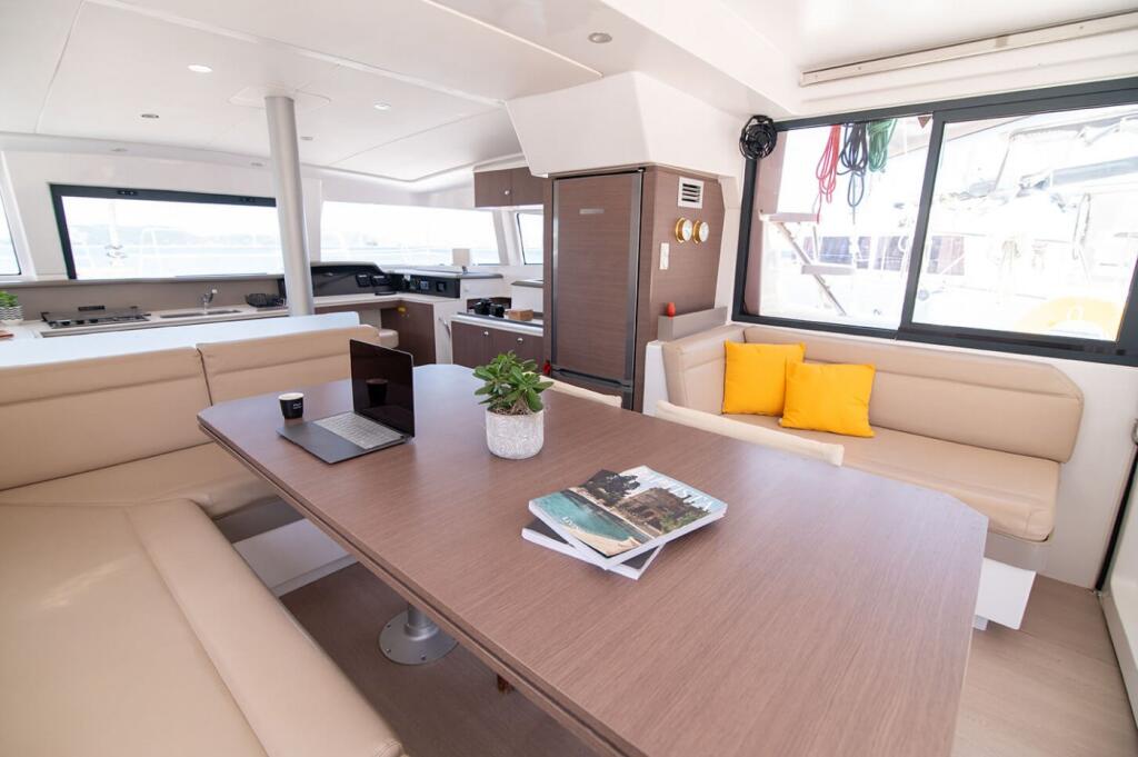 Catamaran 