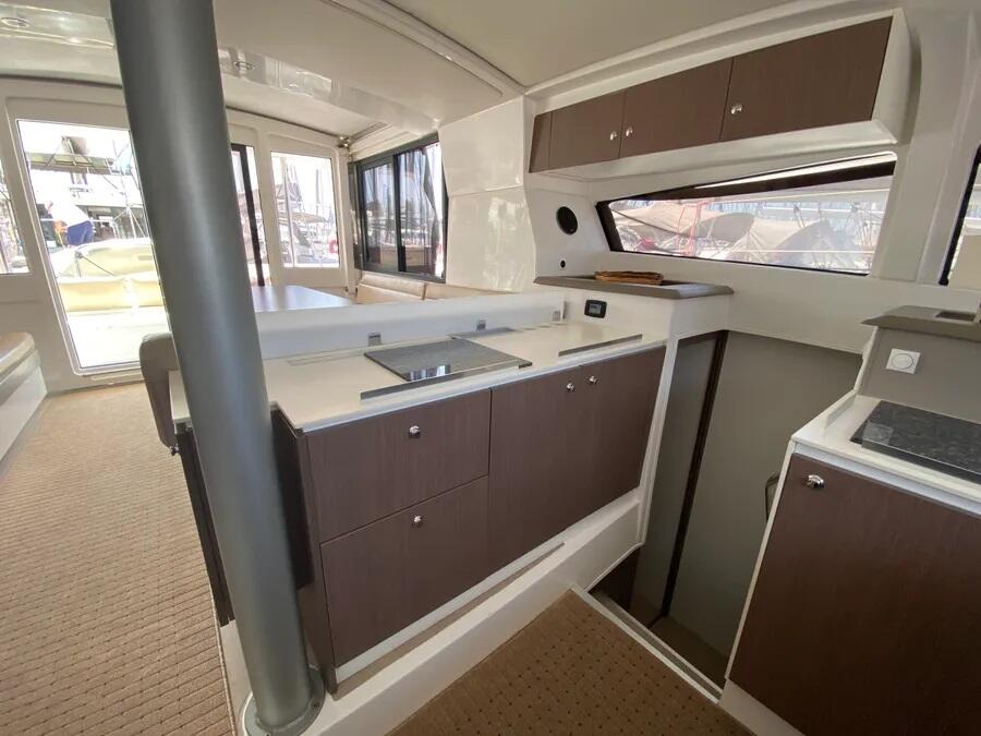 Catamaran 