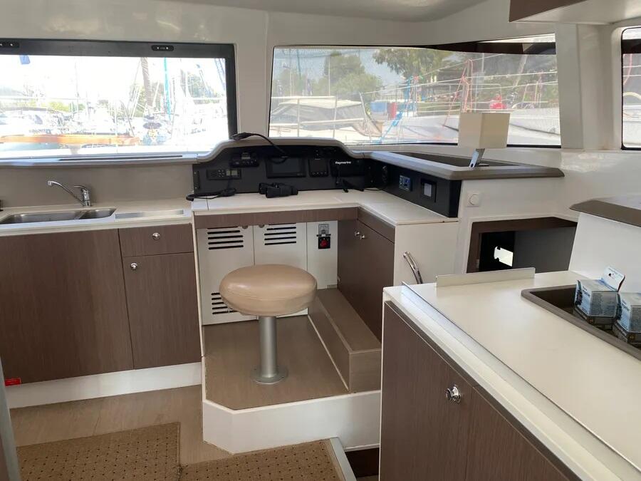 Catamaran 