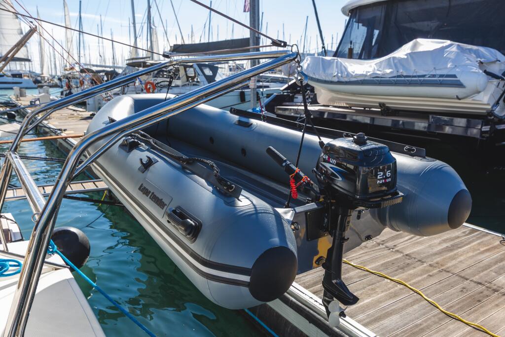 Catamaran 