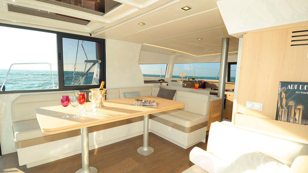 Catamaran 