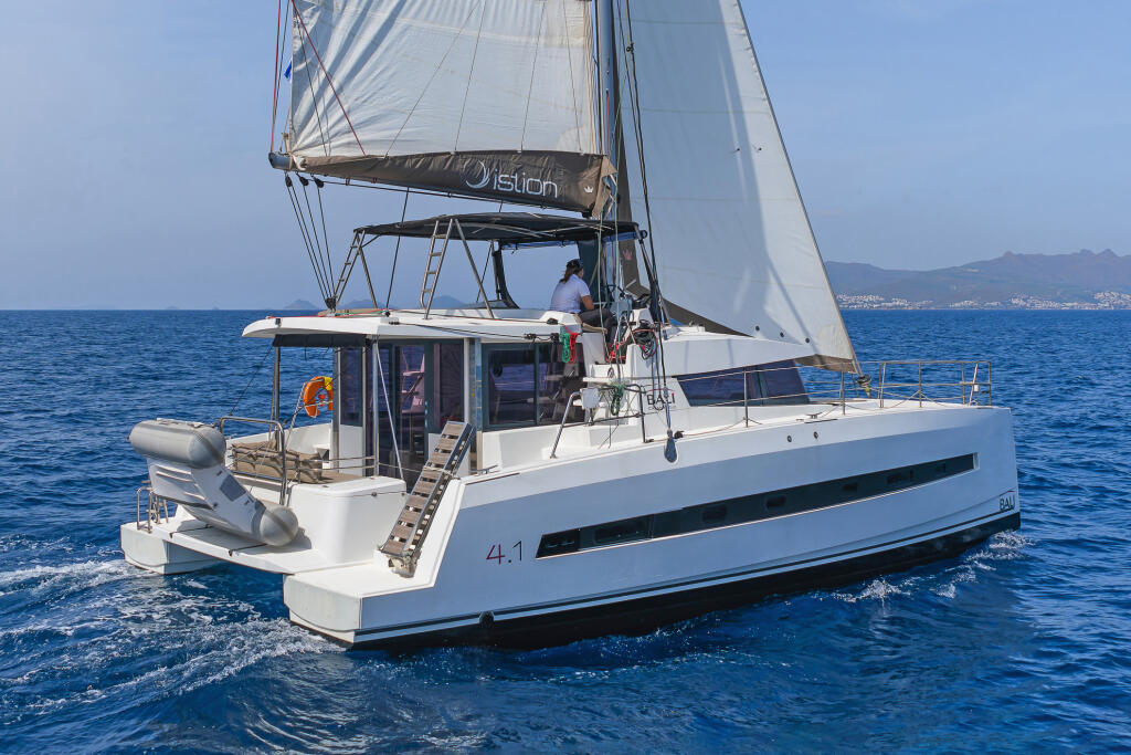 Catamaran 
