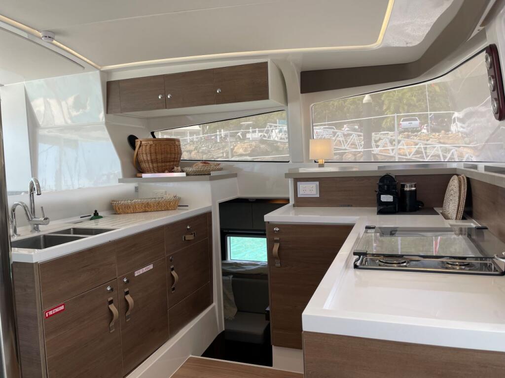 Catamaran 