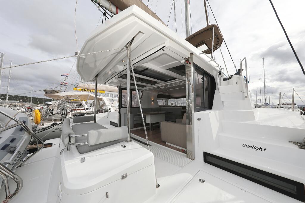 Catamaran 