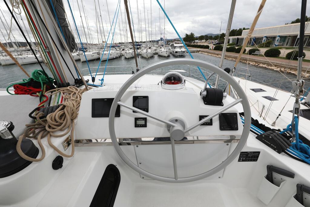 Catamaran 