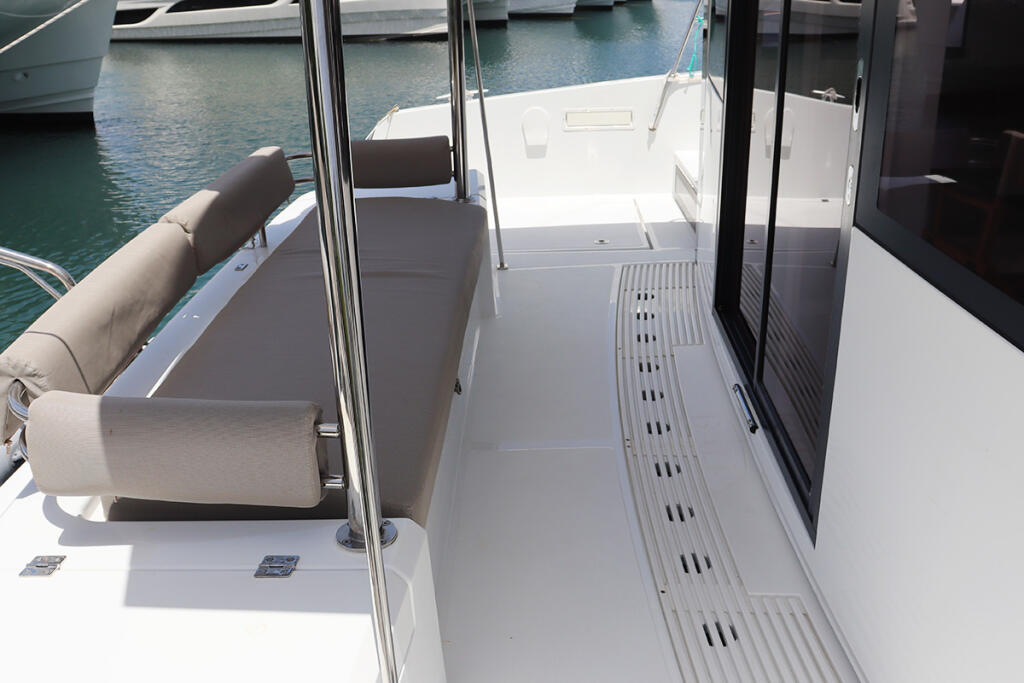 Catamaran 