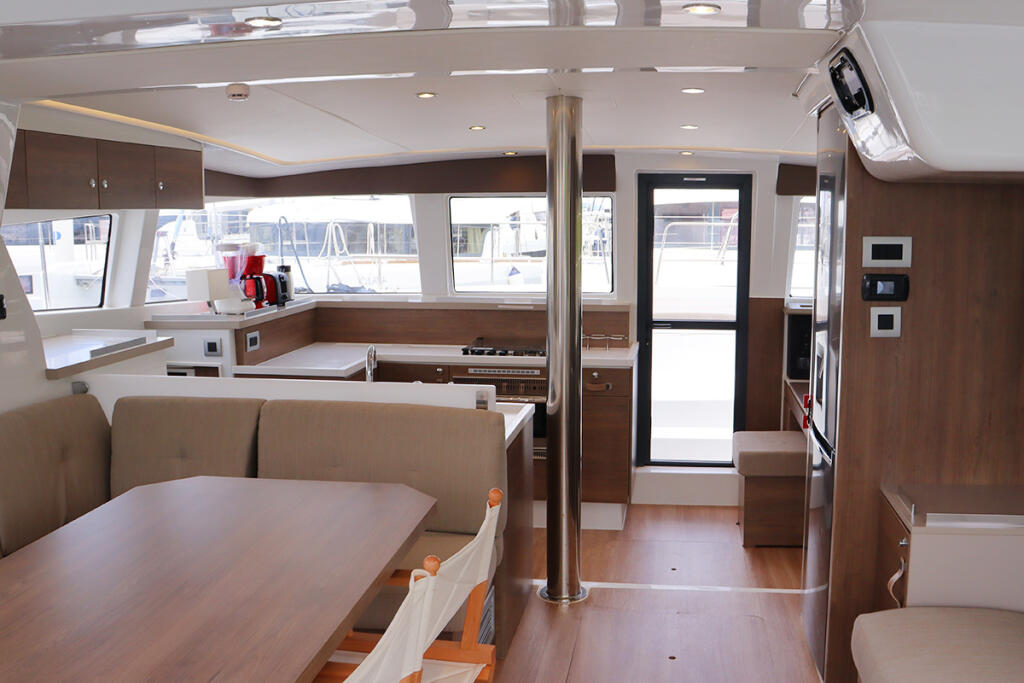 Catamaran 