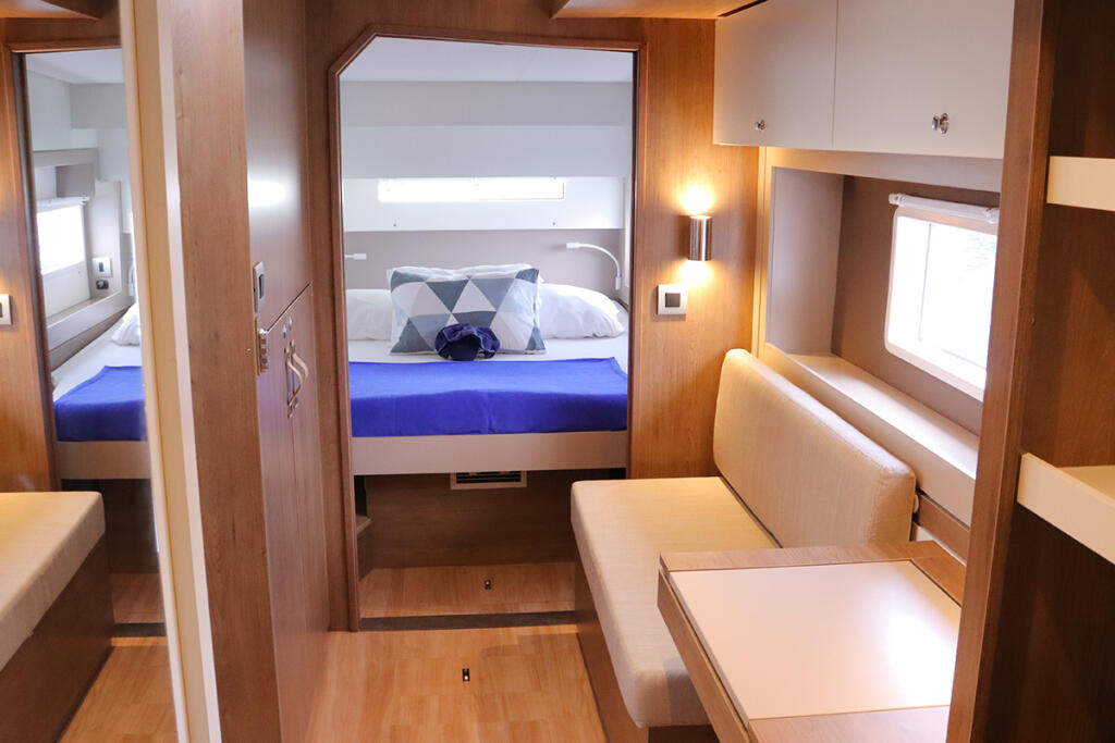 Catamaran 