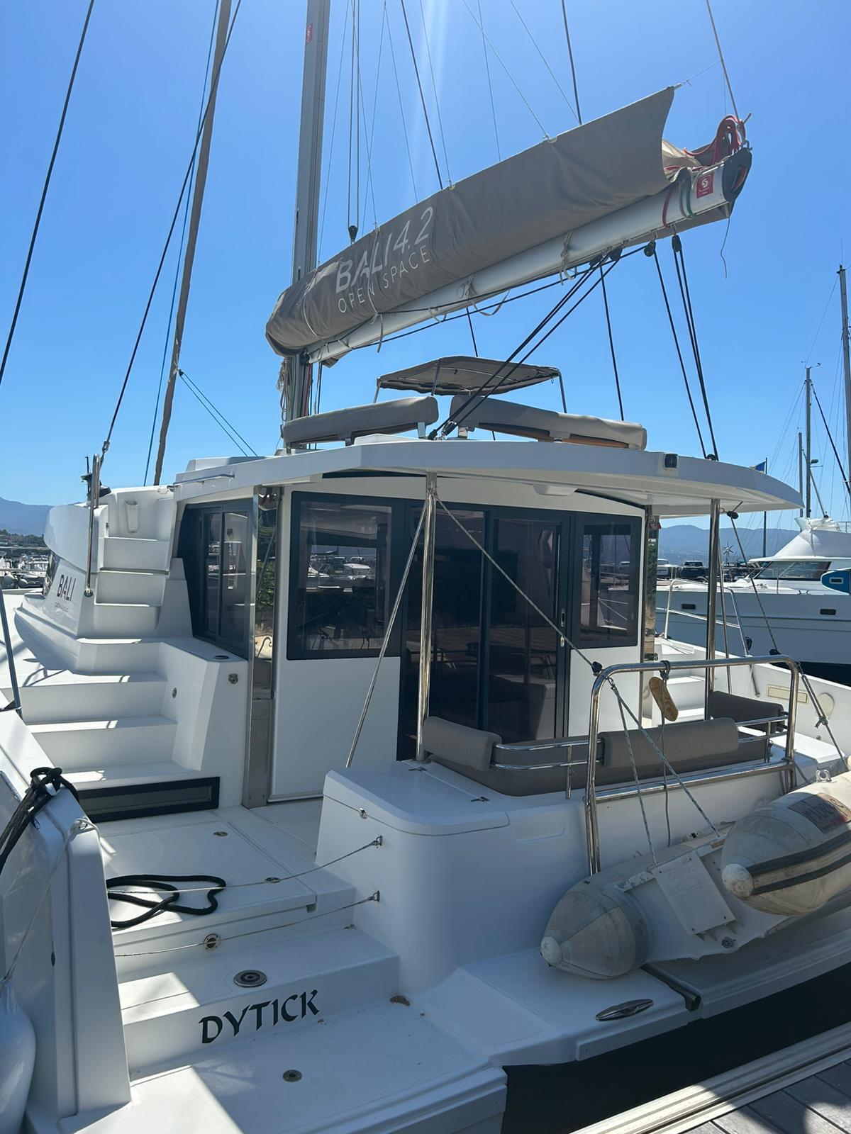 Catamaran 