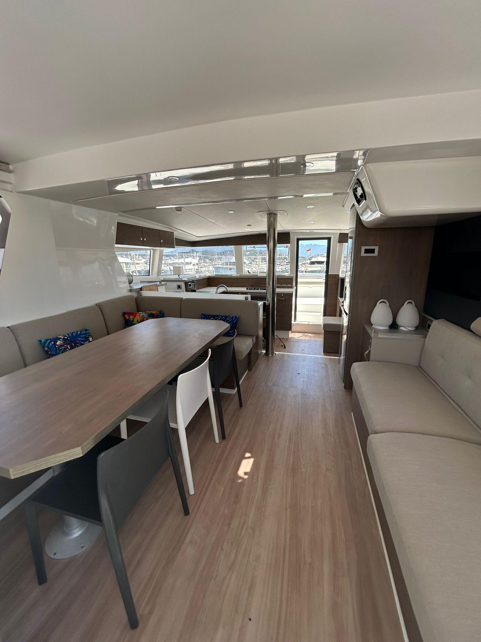Catamaran 