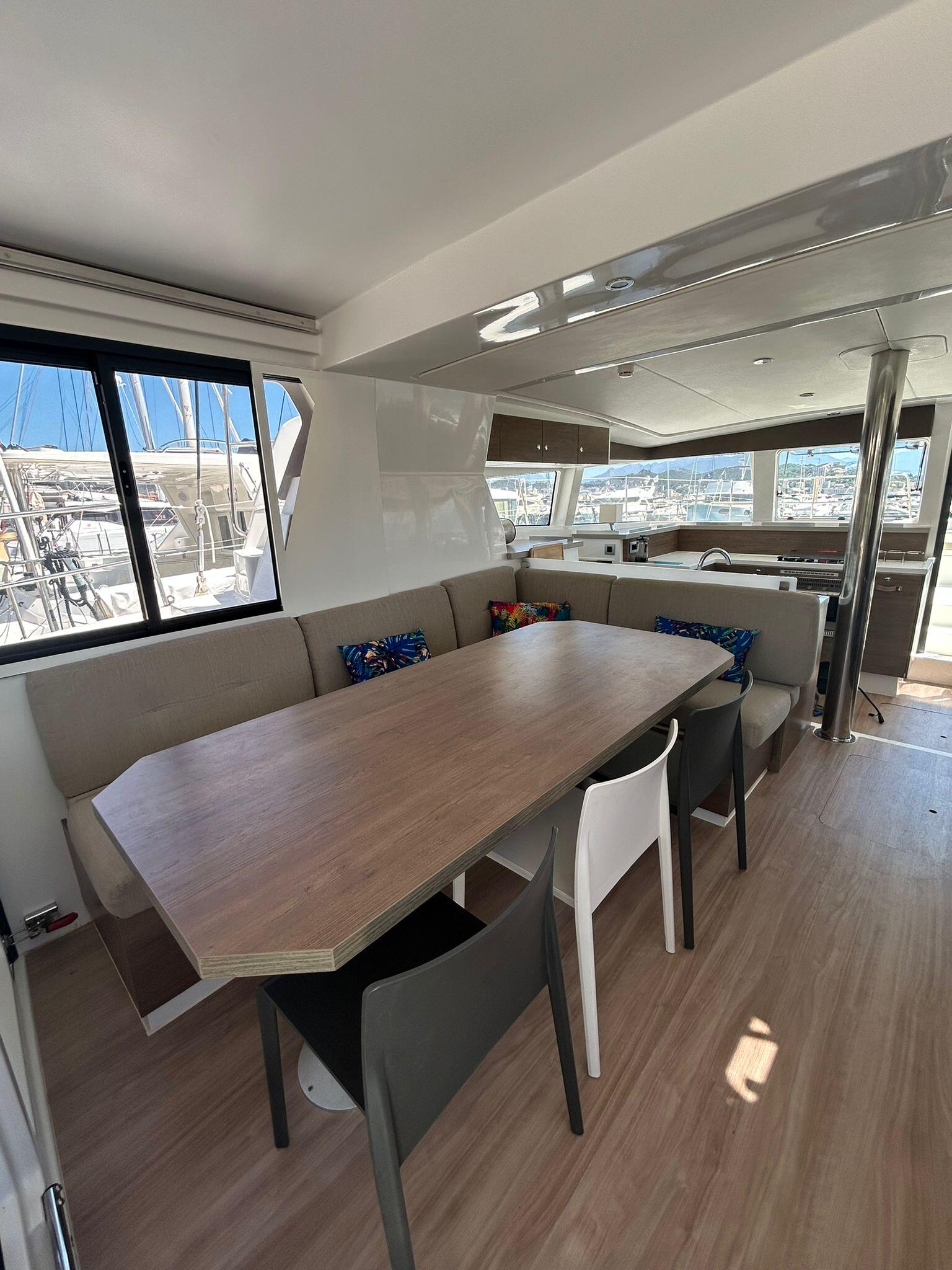 Catamaran 