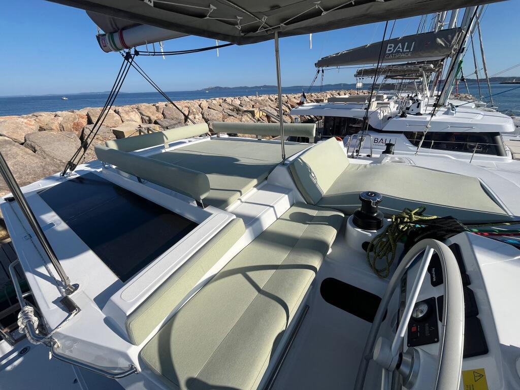 Catamaran 