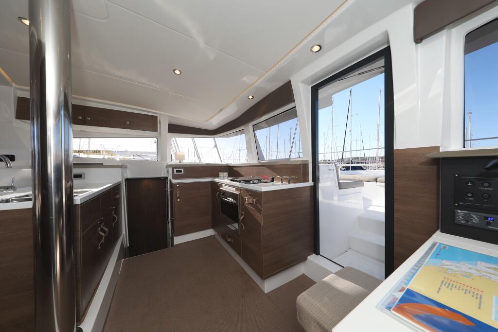Catamaran 