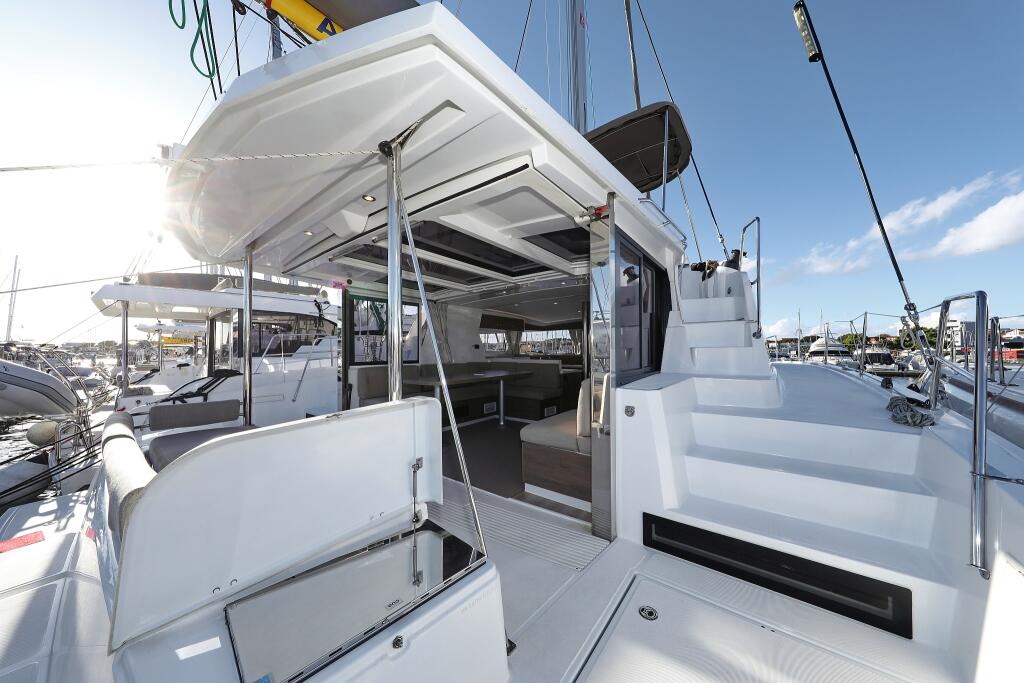 Catamaran 