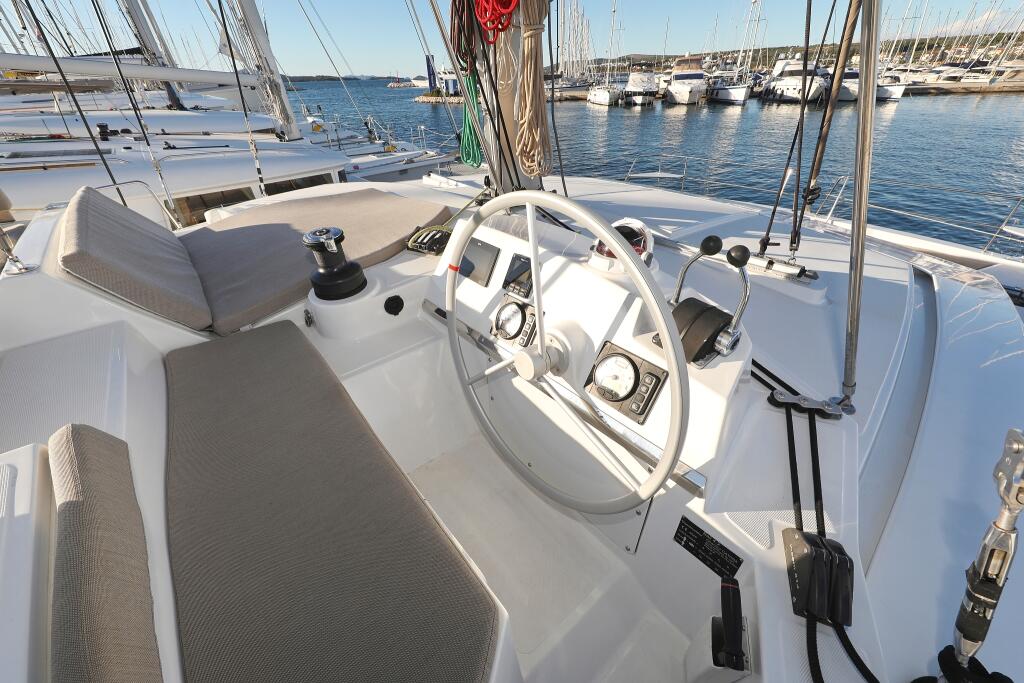 Catamaran 