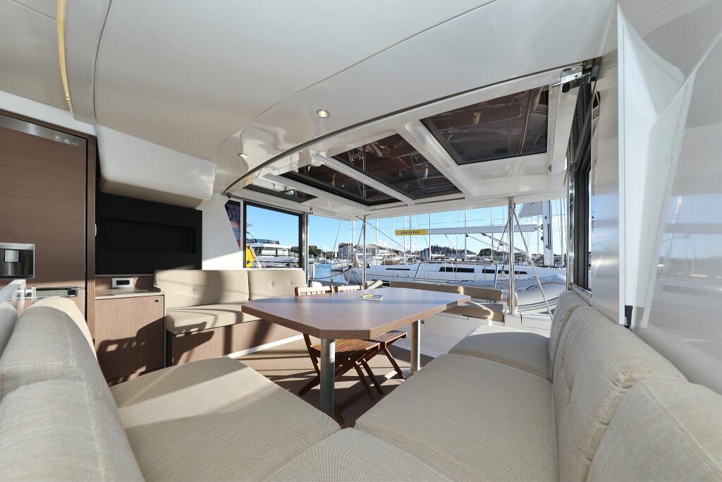 Catamaran 
