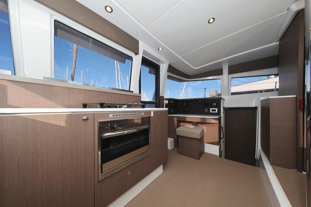 Catamaran 