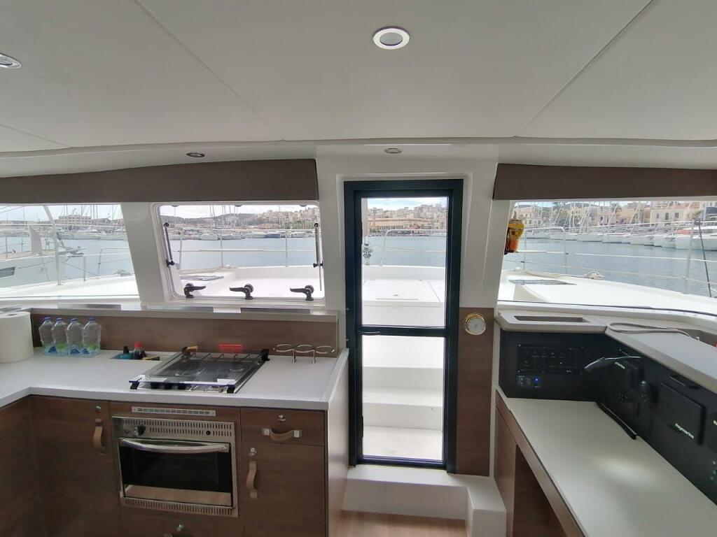 Catamaran 