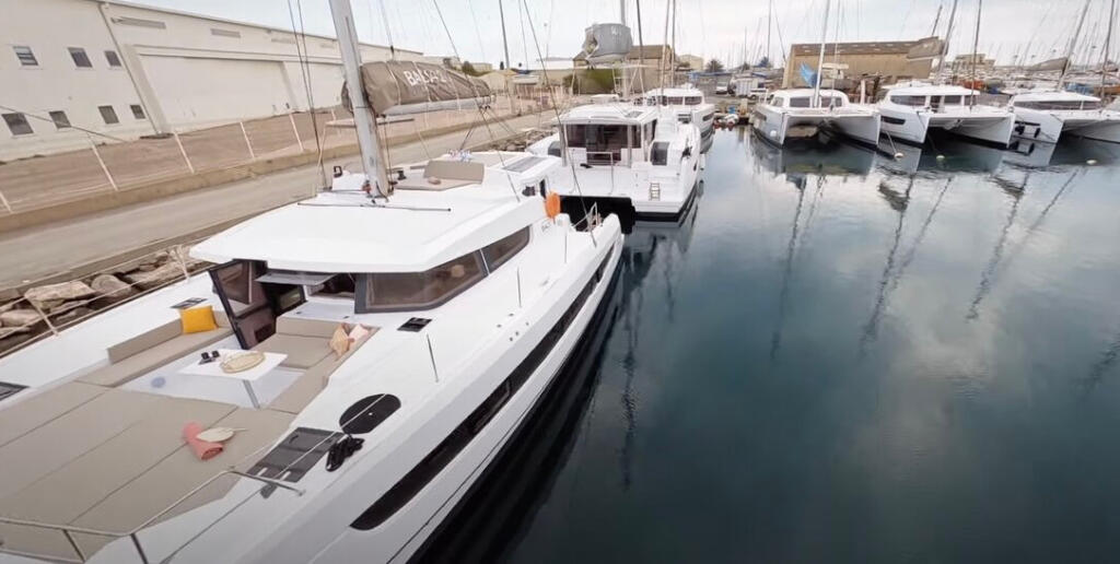 Catamaran 