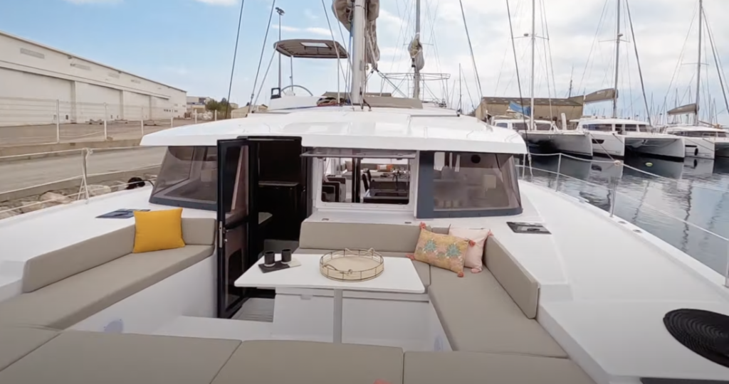 Catamaran 