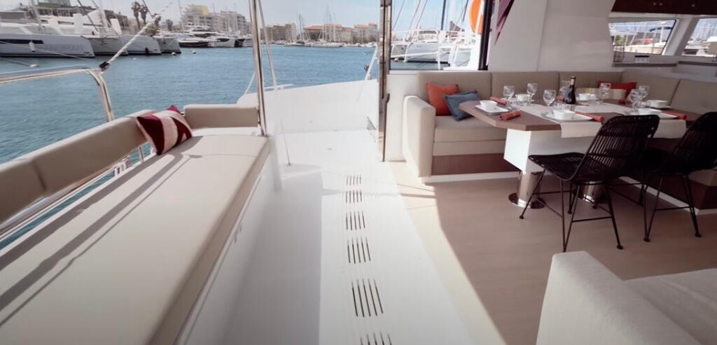 Catamaran 