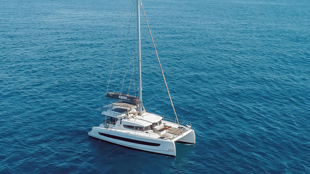 Catamaran 