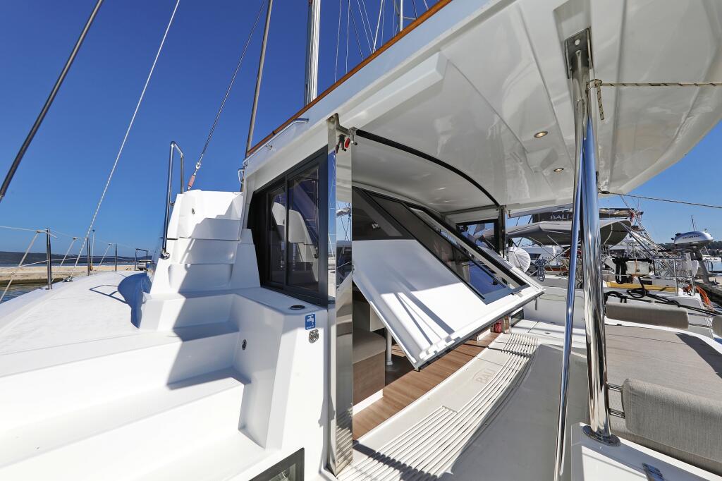 Catamaran 