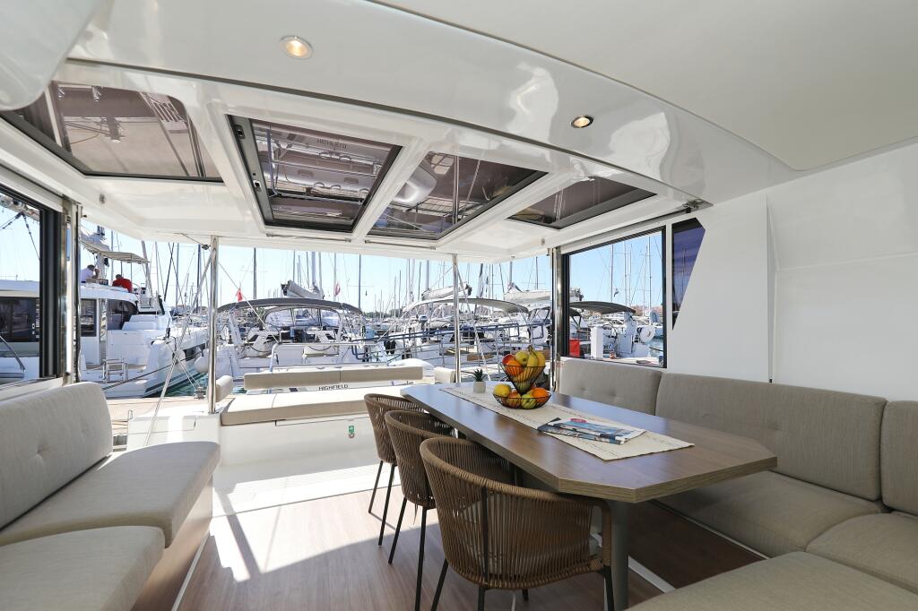 Catamaran 