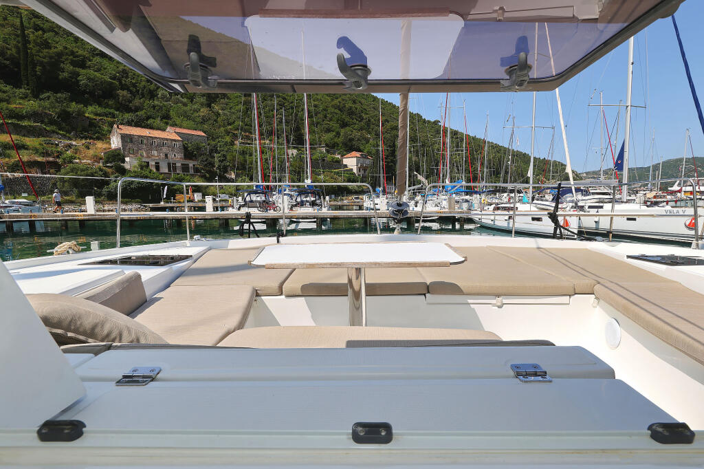 Catamaran 