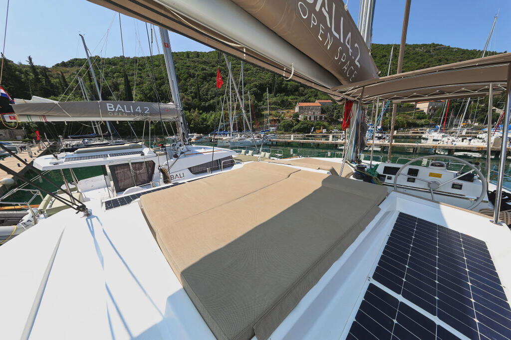 Catamaran 