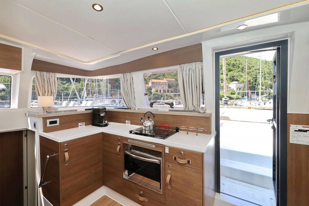 Catamaran 