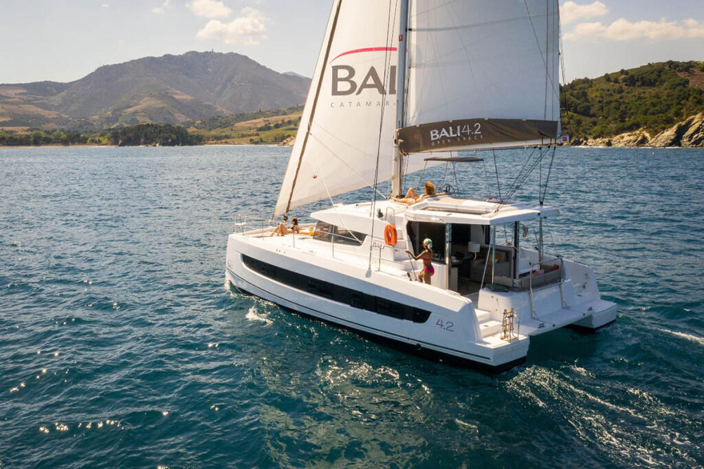Catamaran 