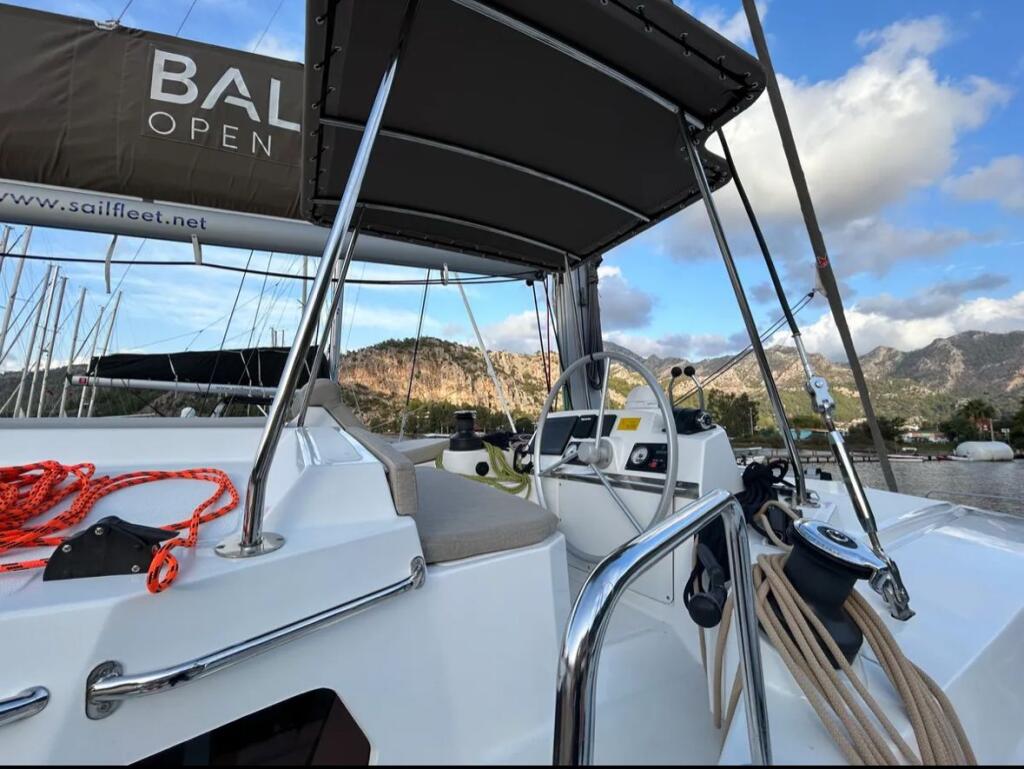 Catamaran 
