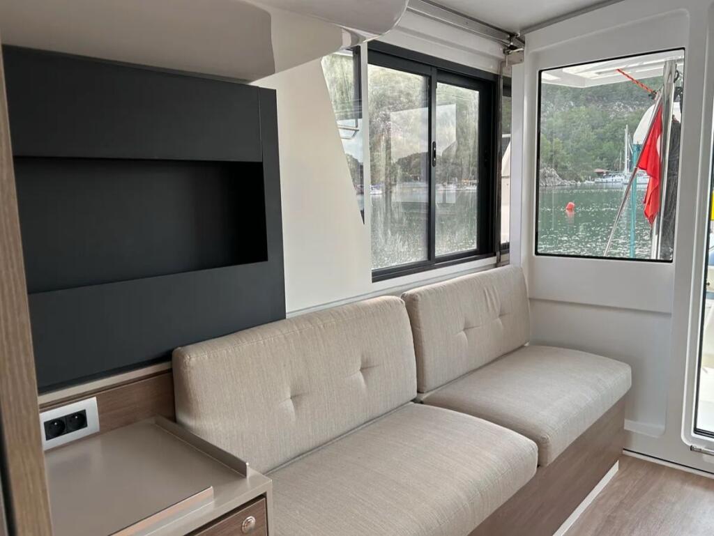 Catamaran 