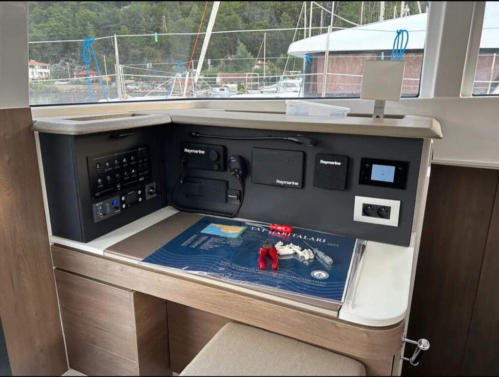 Catamaran 