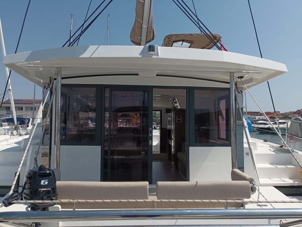 Catamaran 