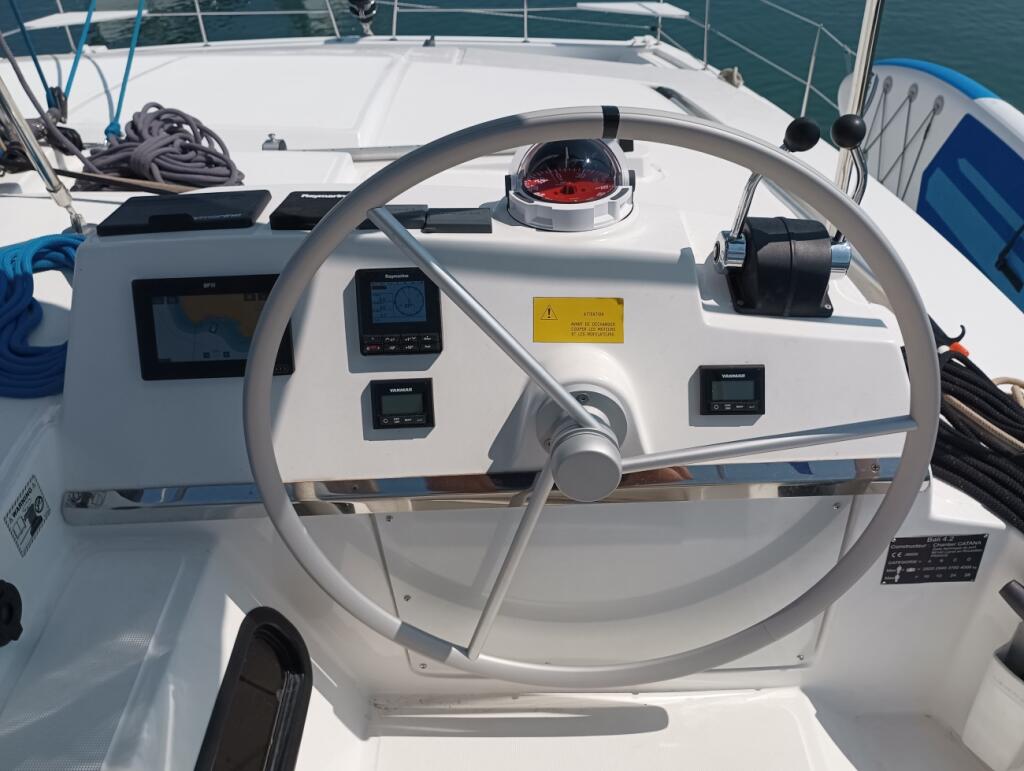 Catamaran 