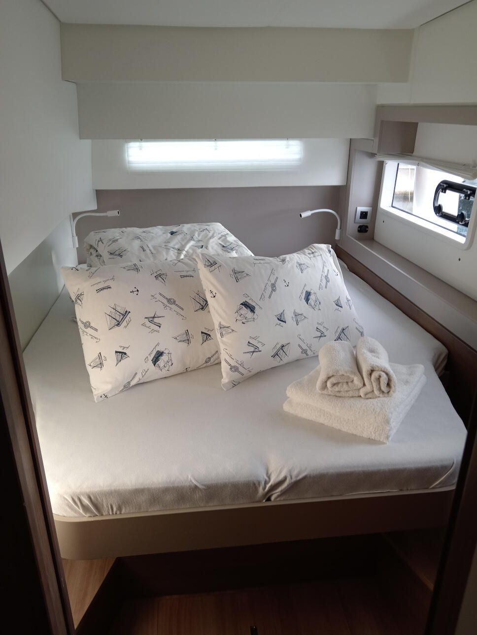 Catamaran 